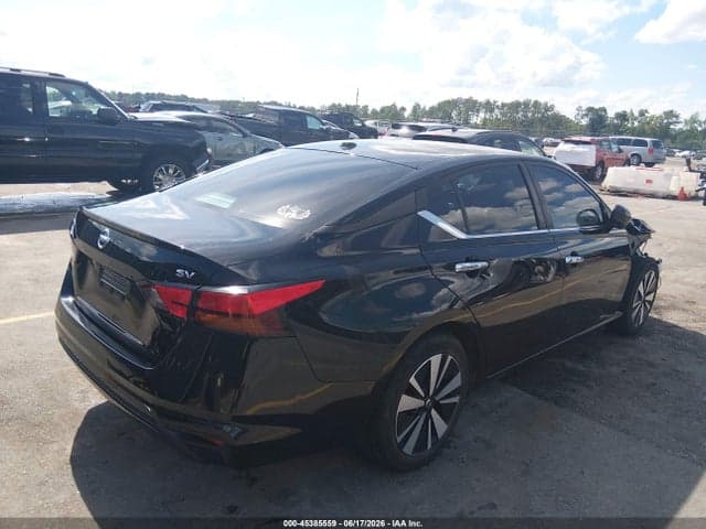 2021 NISSAN ALTIMA SV FWD 4