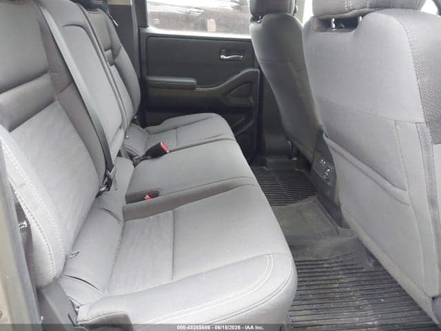 2024 NISSAN FRONTIER SV 4X4 8