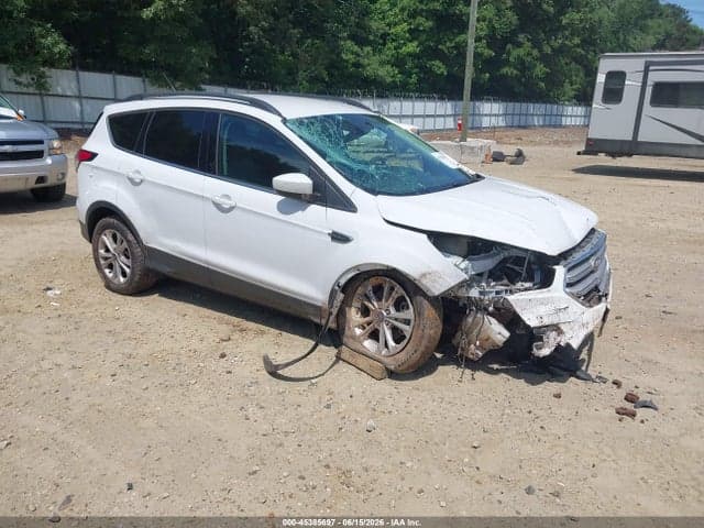 2018 FORD ESCAPE SE 1