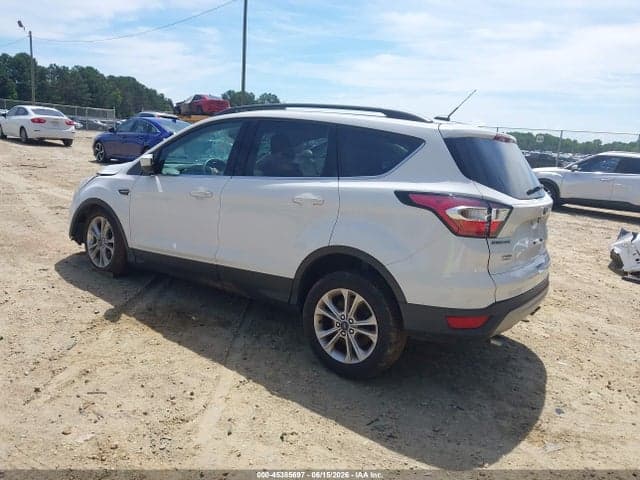 2018 FORD ESCAPE SE 3