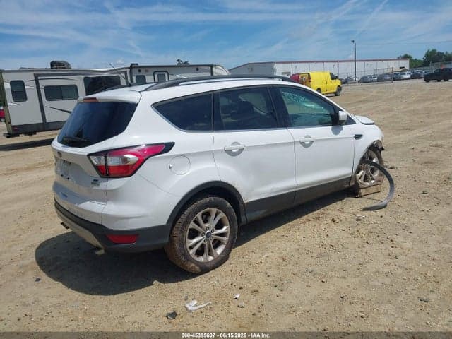 2018 FORD ESCAPE SE 4