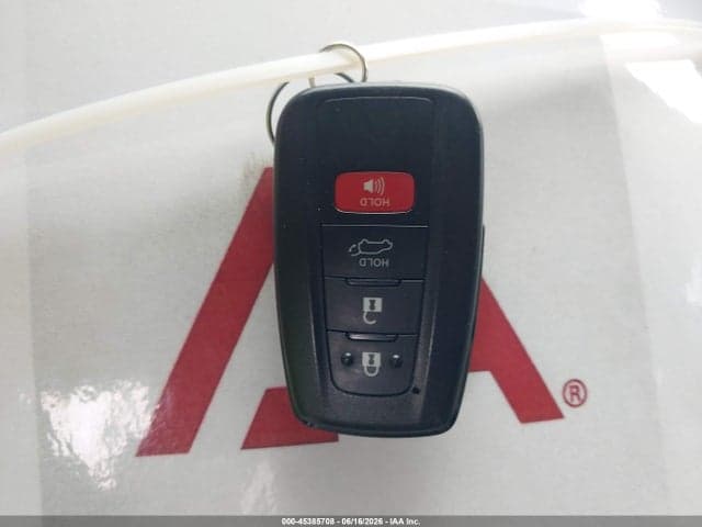 2022 TOYOTA RAV4 HYBRID XLE PREMIUM 11