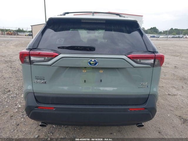 2022 TOYOTA RAV4 HYBRID XLE PREMIUM 17
