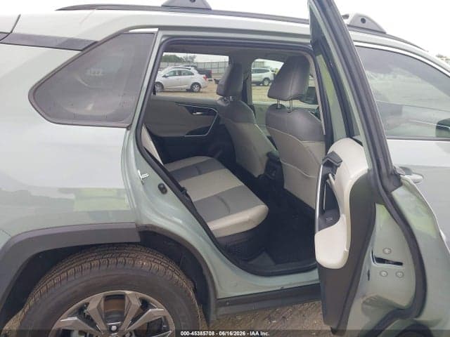 2022 TOYOTA RAV4 HYBRID XLE PREMIUM 8