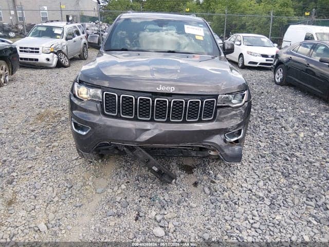 2021 JEEP GRAND CHEROKEE LAREDO E 4X4 6