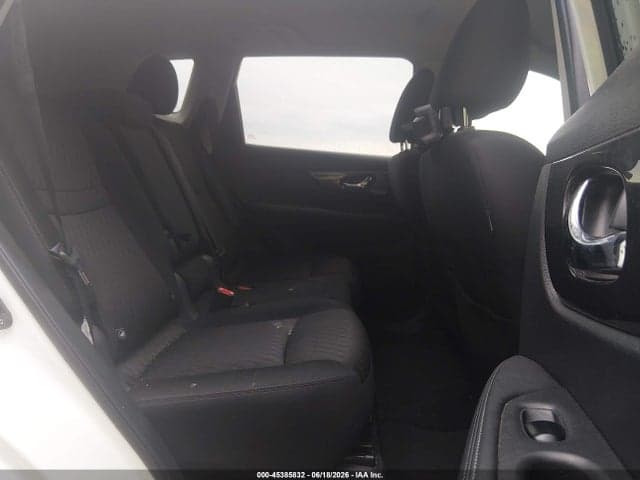 2018 NISSAN ROGUE SV 8