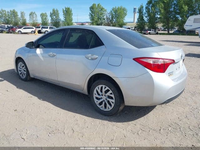 2017 TOYOTA COROLLA LE 3