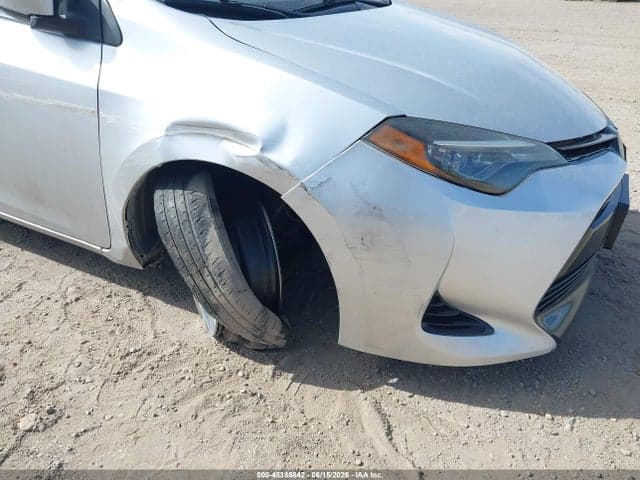 2017 TOYOTA COROLLA LE 6
