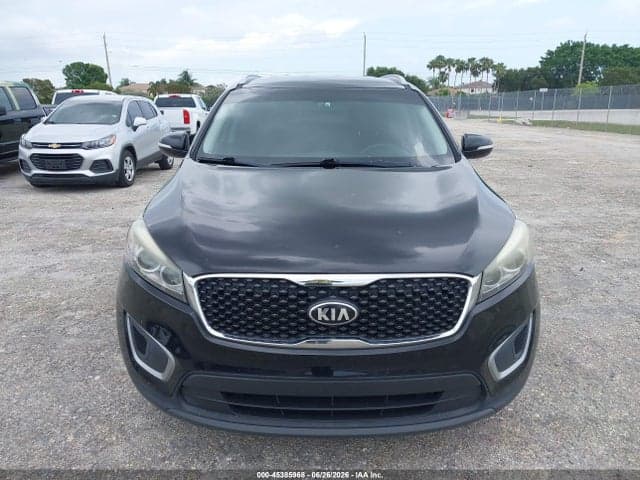 2017 KIA SORENTO 2.4L LX 12