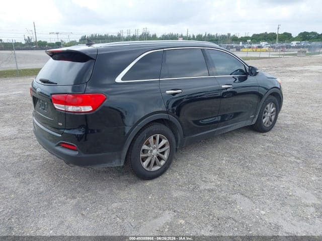 2017 KIA SORENTO 2.4L LX 4