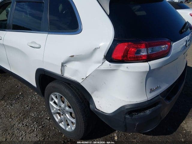 2016 JEEP CHEROKEE LATITUDE 18