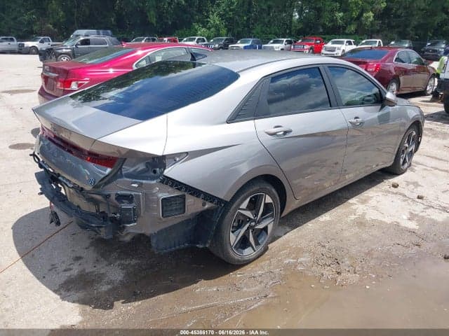 2023 HYUNDAI ELANTRA SEL 4