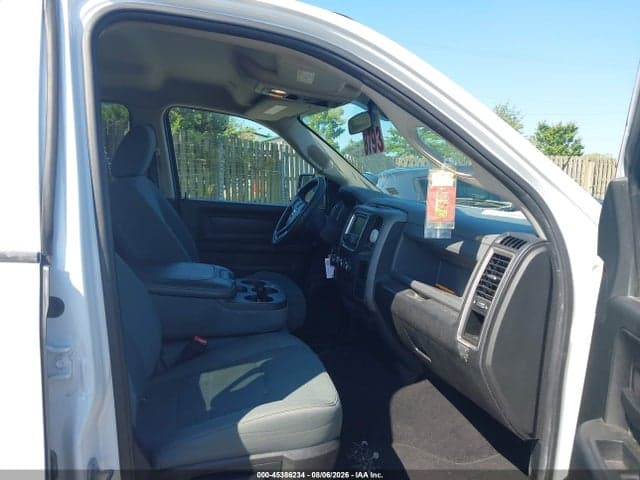 2017 RAM 1500 EXPRESS 4X4 6'4 BOX 5