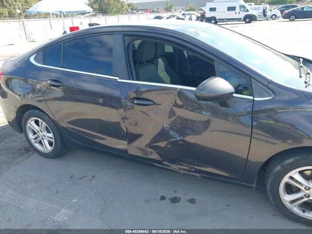 2017 CHEVROLET CRUZE LT AUTO 6