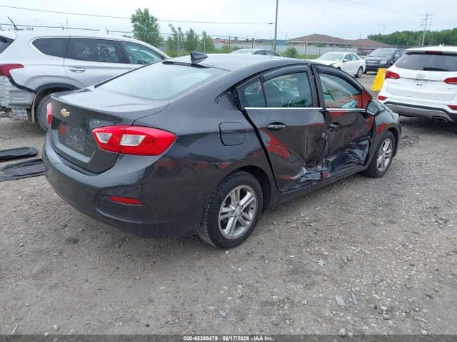 2017 CHEVROLET CRUZE LT AUTO 4