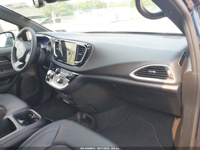 2025 CHRYSLER PACIFICA SELECT 5