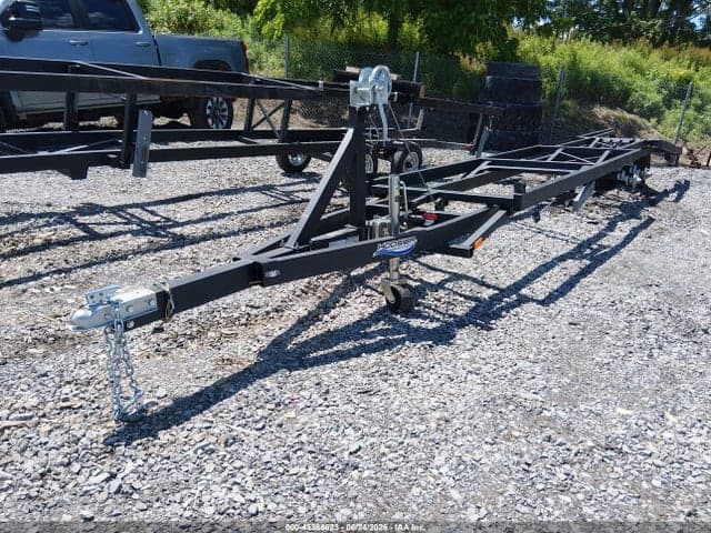 2026 HOOSIER BX BOX TUBE TANDEM AXLE TRAILER 2