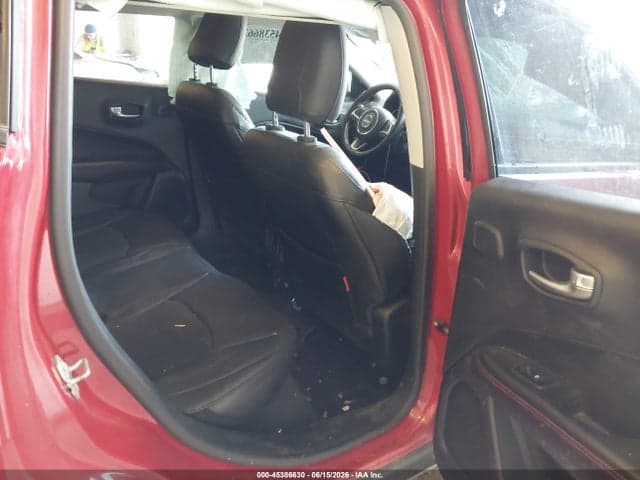 2018 JEEP COMPASS TRAILHAWK 8