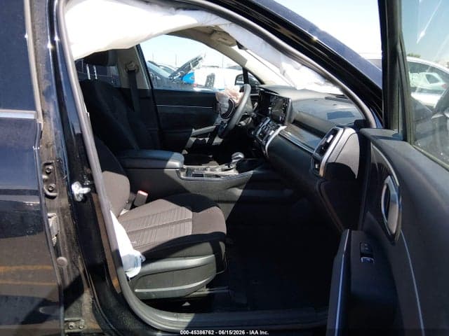 2023 KIA SORENTO LX 5