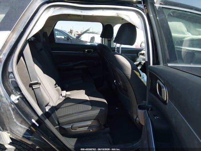 2023 KIA SORENTO LX 8