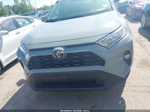 2019 TOYOTA RAV4 XLE 6