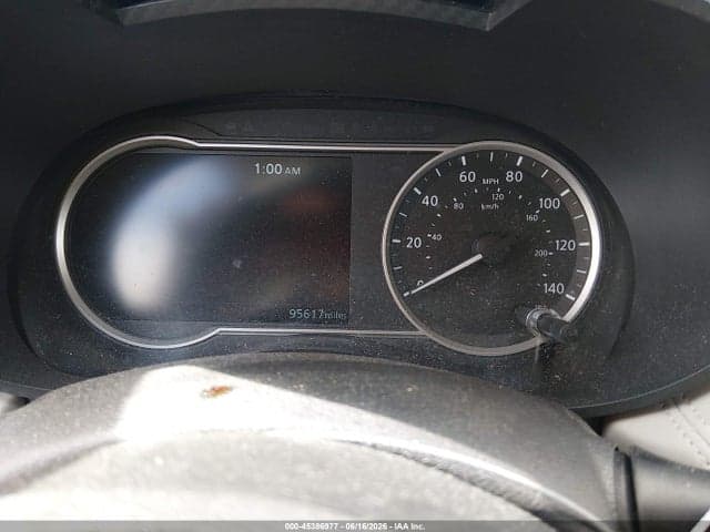 2020 NISSAN VERSA SV XTRONIC CVT 7
