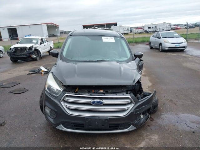 2017 FORD ESCAPE SE 13