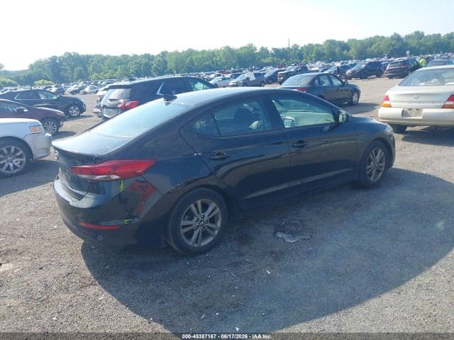 2018 HYUNDAI ELANTRA SEL 4