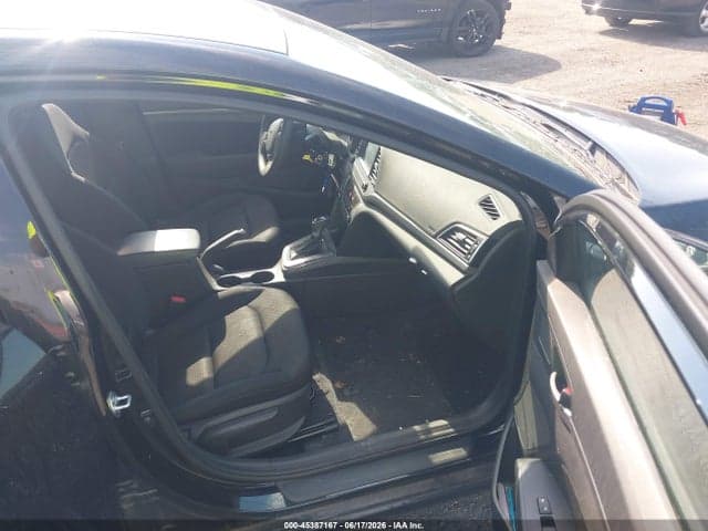 2018 HYUNDAI ELANTRA SEL 5