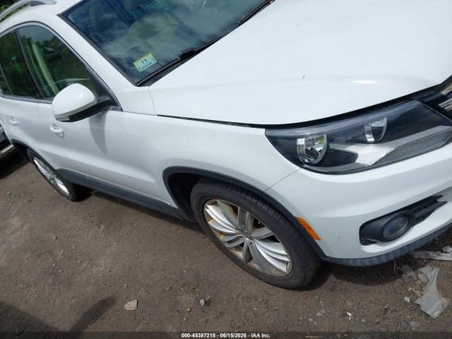 2015 VOLKSWAGEN TIGUAN SE