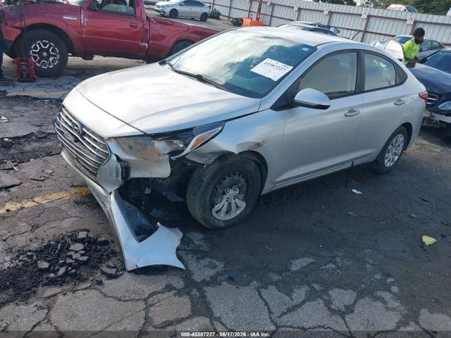 2019 HYUNDAI ACCENT SE 2