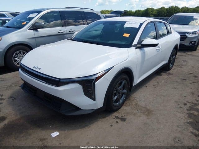 2025 KIA K4 LXS 2