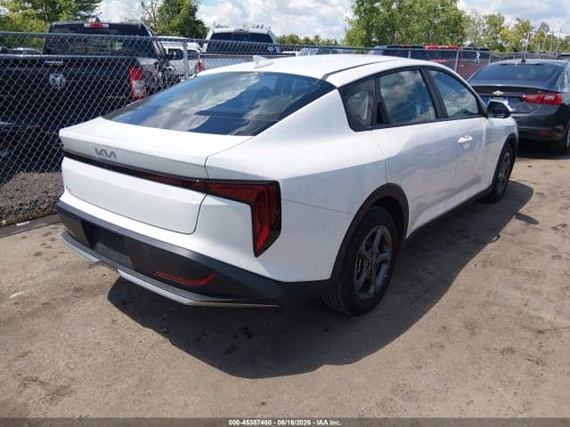 2025 KIA K4 LXS 4