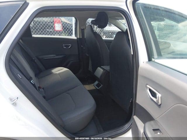 2025 KIA K4 LXS 8