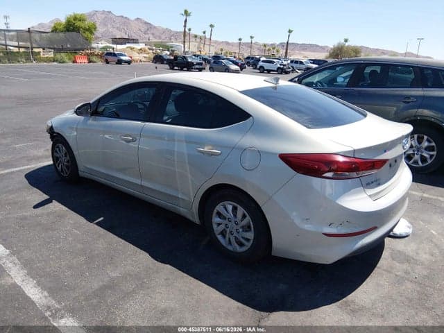 2017 HYUNDAI ELANTRA SE 3