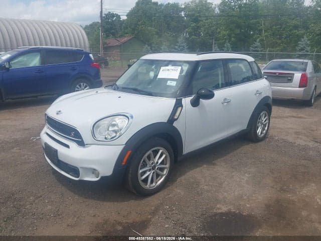 2015 MINI COUNTRYMAN COOPER 2