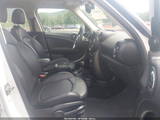 2015 MINI COUNTRYMAN COOPER 5
