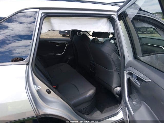 2025 TOYOTA RAV4 HYBRID SE 8
