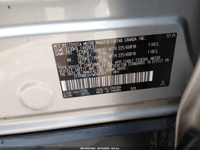 2025 TOYOTA RAV4 HYBRID SE 9