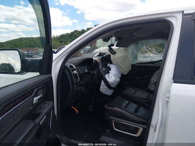 2022 RAM 1500 LARAMIE 4X4 6'4 BOX 5