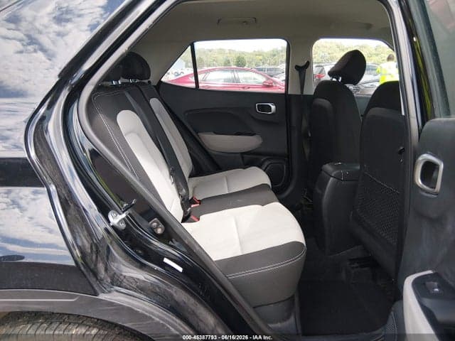 2020 HYUNDAI VENUE SEL 8