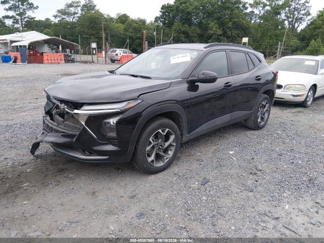 2025 CHEVROLET TRAX FWD LT 2