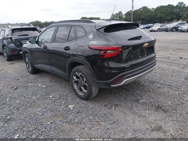 2025 CHEVROLET TRAX FWD LT 3