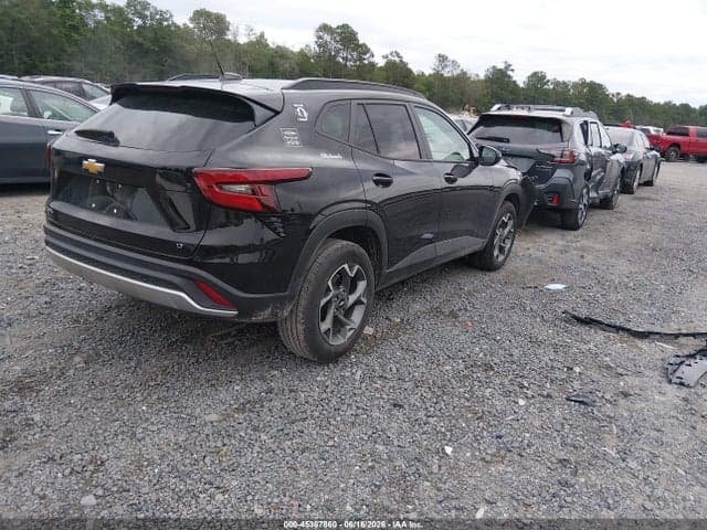 2025 CHEVROLET TRAX FWD LT 4