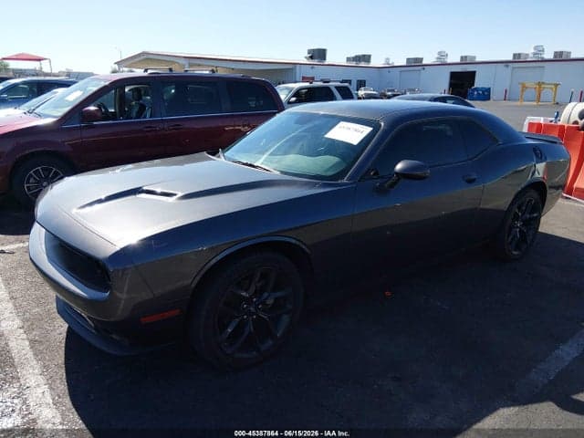 2022 DODGE CHALLENGER SXT 2