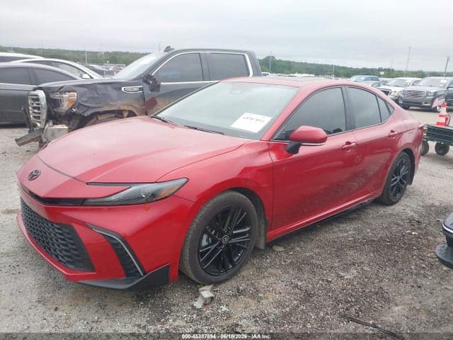 2025 TOYOTA CAMRY SE 2