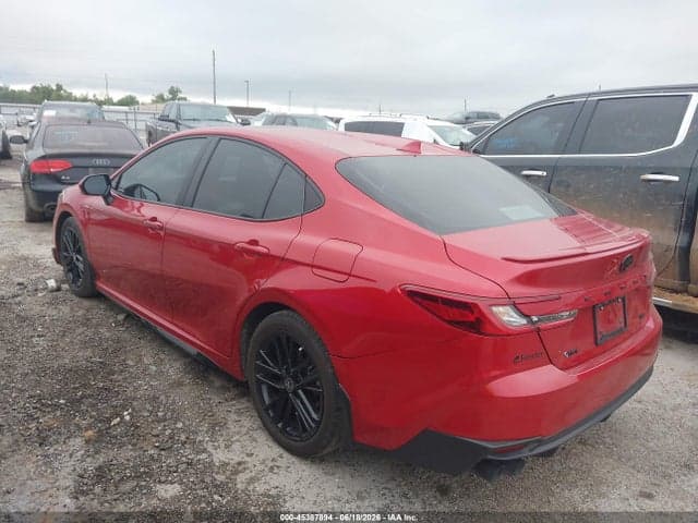 2025 TOYOTA CAMRY SE 3