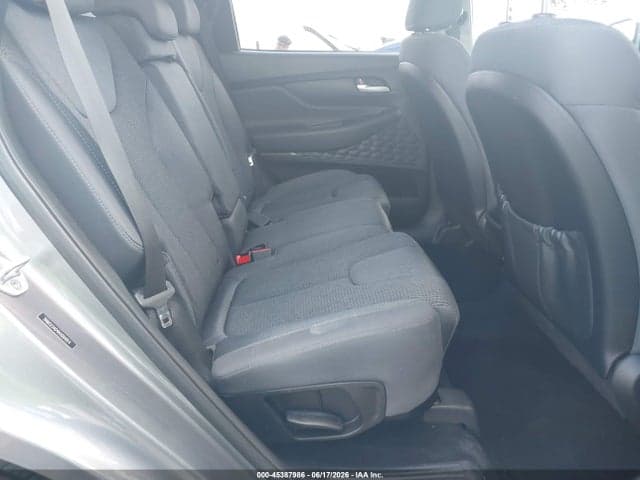 2019 HYUNDAI SANTA FE SE 8