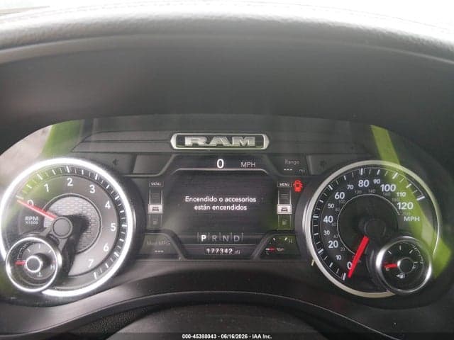 2020 RAM 1500 LARAMIE 4X4 6'4 BOX 7