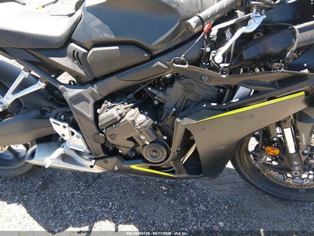 2026 HONDA CBR650 R 4